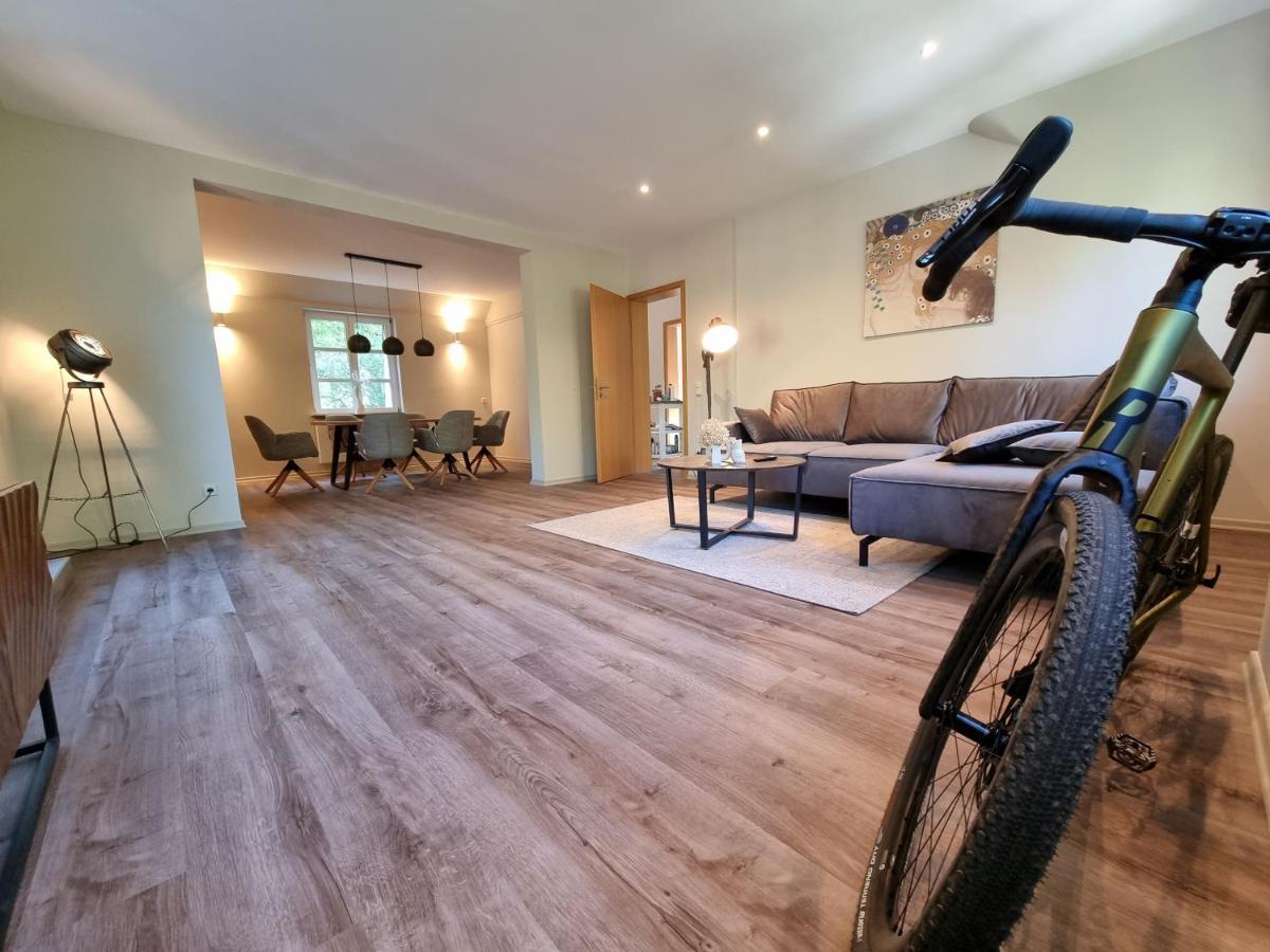 5 Sterne Bahnhoftraum, Appartement "Waldliebe" 133Qm, Grosse Terrasse 70Qm, Qr Code Scannen Fuer Virtuellen Rundgang, Premium Ausstattung Braunfels Eksteriør bilde
